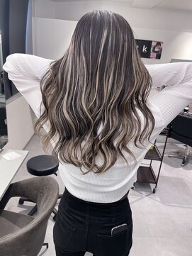 キング 心斎橋店(K!ng) 縮毛矯正髪質改善レイヤーカットトリートメント心斎橋美容室