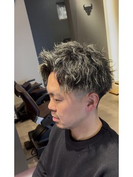 ブル(b.u.l.l.) 縦落ちパーマ☆