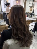 サンバイセライロ 千葉(SAN. by celilo) カール/セミディ/シアーカラー/姫カット/千葉駅