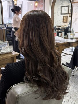 サンバイセライロ 千葉(SAN. by celilo) カール/セミディ/シアーカラー/姫カット/千葉駅