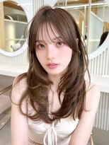 アフロート リノ(AFLOAT Leino) ミディアム レイヤーカット レイヤー 顔まわり