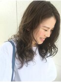 【大分】アッシュカラーと強めウェーブのデジタルパーマ