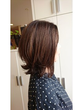 ヘアーシフトミチコ(hair Shift MICHIKO) 外はねミディアム