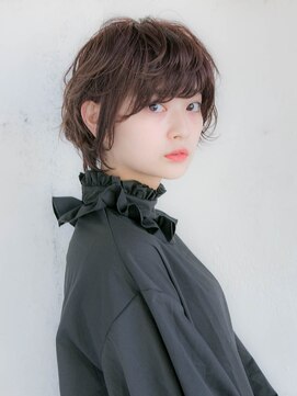 ルティア(Lutia) ショート、ナチュラルブラウン、髪質改善
