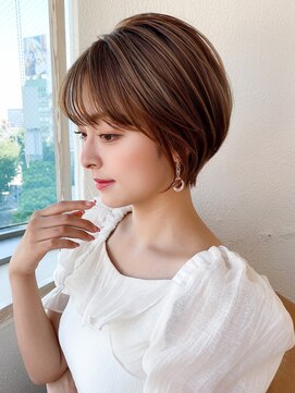 アフロート ディル(AFLOAT D'L) 20代30代40代大人可愛い 小顔 丸みショートボブ ベージュカラー