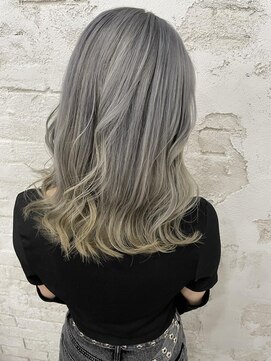 プライズ アイリス 池袋東口店(prize Iris) グレージュ/20代30代/￥12650