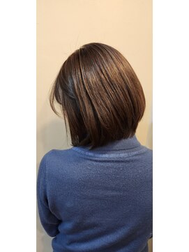 エルムトウキョウ(ELM Tokyo) オリーブベージュのナチュラルボブ☆