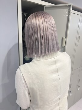 シカ 神戸三宮元町店(Cica) ハイトーン ホワイトベージュ ミルクティーベージュ 三宮 神戸