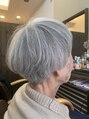 エルビー ロトスブルーメ(LB Lotos Blume) 80代グレイヘア!マッシュ風ボブでトップにふんわりボリューム!