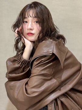 トナリ(tonari) グレージュカラー ウェーブパーマ アッシュ【鹿児島中央】