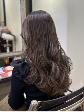 アクター(actor) 黒髪/ボブルフ/ネビージュ/小顔/ワンレン/20代/30代