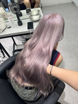 ペレ 渋谷(PELE) イメチェン/ホワイトブロンド/外ハネボブ/ワイドバング/渋谷