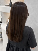 ヴィサージュアクト(VISAGE a.c.t)&nbsp;ツヤ感たっぷりのナチュラルブラウンストレート