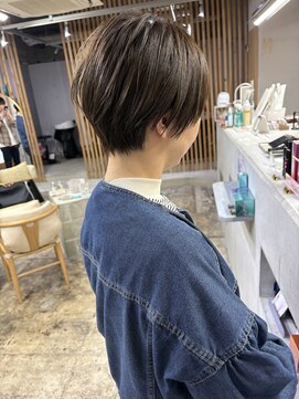 エタ(eta) 【eta】ベリーショート×ストレート / 梁本