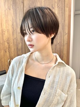 ビュートリアム 南青山(BEAUTRIUM) 大人ショートヘアマッシュショート前髪あり大人可愛い表参道