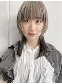ウルフ　インナーカラー　ブリーチ　ミルクティーベージュ