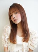 ロングヘアのローレイヤーカット
