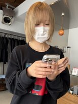ニュード(niud) ブロンドベージュ