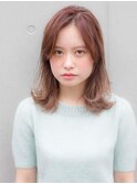 ピンクベージュ×ベース型小顔ヘア