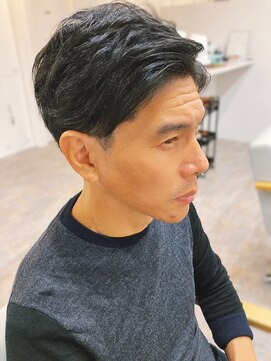 ラルゴ ヘアー(LARGO Hair) 前髪かき上げショート