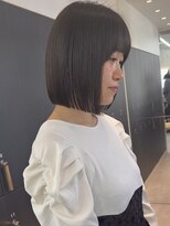 ロンドシエル 横浜(Lond ciel)&nbsp;パツっと切りっぱなしボブ×グレーベージュ【沼座悠人/横浜】