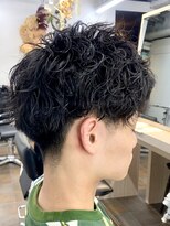 サロンドジョー(salon de joe) ツイストスパイラルパーマメンズマッシュ刈り上げ 奥東巧真