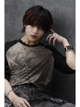 ラクーントウキョウ(RACCOON.TOKYO) 韓国ウルフ/毛流れセンターパート