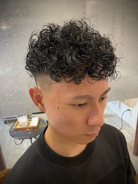 サードプレイス(Third Place) ショートスペインカーリー