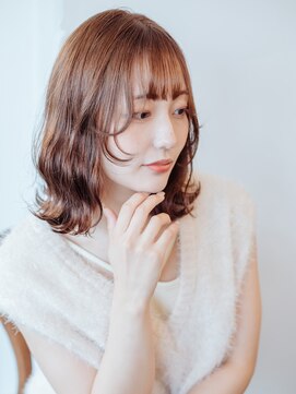 ビューティービースト 熊本下通り店(beauty:beast) 波ウェーブパーマ裾外ハネミディアムスタイル/艶ピレンジカラー