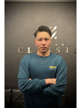バーバークラシックス(BARBER CLASSICS) 七三フェード