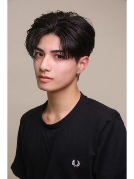 キング 枚方店(K!ng) 縮毛矯正髪質改善ハイライトレイヤーカット枚方美容室エクステ