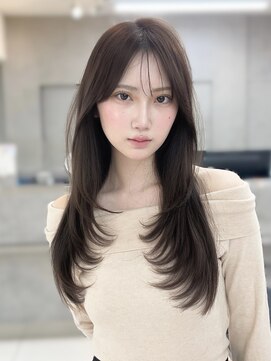 ヴェイン 渋谷(vain) レイヤーカット小顔似合わせ前髪ナチュラルワンカール美髪艶髪