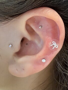 アンチェ(Anche) 耳ツボジュエリー