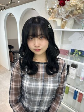 イア バイ ジーナ 渋谷(IA by Zina) ブルーブラックカラー！