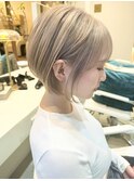 ショートボブ/ミルクティー