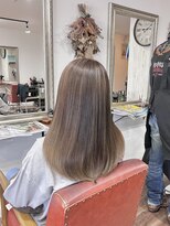 ヘアメイク アンフィ(amphi)&nbsp;【矯正毛でも沈まない】ハイライトベージュ..~*＊.