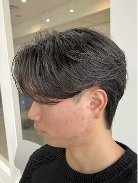 ラヴィズムバイフィフス(LUVISM by fifth) ニュアンスパーマフェザーパーマ毛流れセンターパート新潟