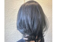 パボーネ(Pavone)の雰囲気（ブリーチなしアッシュグレイ。白髪染ぼかしにも※毛質によります）