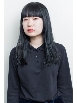 ベラ(BELLA) BELLA★ぱっつん前髪×ネイビーカラー★