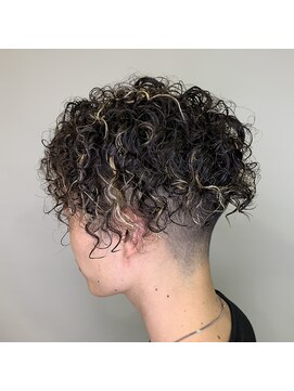 アポロ 横浜駅店(apollo) スパイラルパーマ×ハイライト