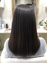 ヘアー クチュリエ ビーホワイト(hair couturier B:white) 憧れのスリークストレート