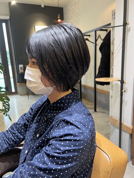 ヘア サロン ルート 幕張(Hair Salon ROUTE) 《大人可愛い》20代30代40代前下がりショート【ROUTE幕張店】