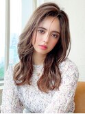 美髪/ホワイトグレージュ/ネビージュ/大人かわいい/こなれミディ