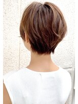 レウナ 外苑前(Reuna)&nbsp;【30代40代50代】トップふんわり耳かけショート ショートボブ