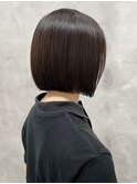 切りっぱなしボブワンカール姫カット×ダークアッシュグレージュ