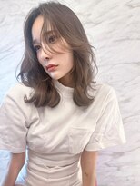 簡単スタイリングヘアセンターパートゆるふわロングハイレイヤー