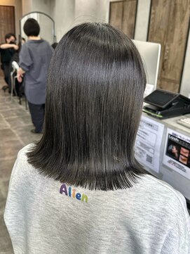 シャムオーツー 国分寺(CHAM:O2) 切りっぱなし/暗髪カラー/アディクシーカラー/サファイア