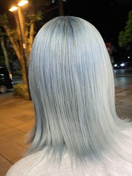 ユルク トウキョウ(jurk tokyo) 淡く透けるミントブルーが新鮮