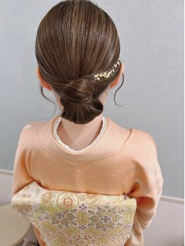 ラフテル(Raftel)の写真/【梅田/北新地徒歩2分】お宮参り/結婚式/卒業式/成人式等冠婚葬祭の着付け＆ヘアセットもお任せ！