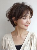 白髪ぼかし/イメチェンヘアスタイル/前髪カタログ/ショートボブ